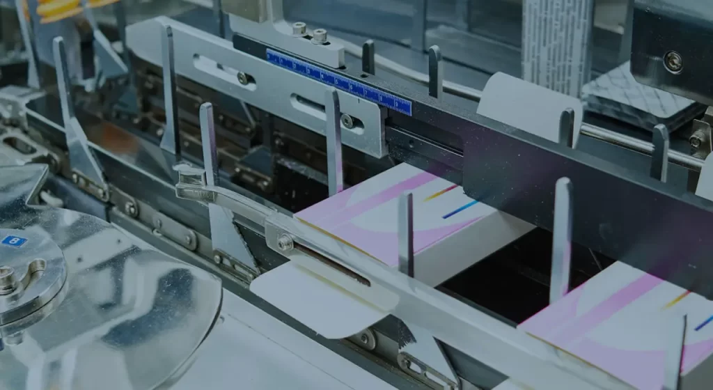 Gluing Machine, Automatic Gluing Machine, Hot Melt Glue Machine, Glue Dispensing Machine, Automatic Gluing Machine, Glue Applicator Machine, hot melt adhesive machine, Packaging glue applicator, automatic glue dispensing machine, adhesive dispenser machine, Folding carton gluer, carton packing machine, Mahisa Packaging
